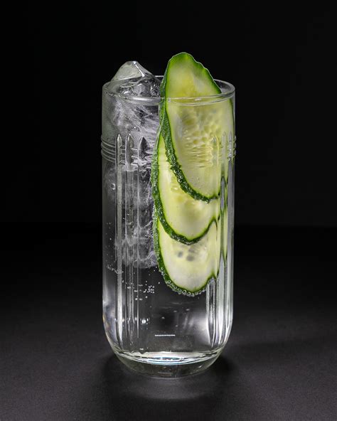How to make Gin & Tonic Cucumber - Cocktail Club
