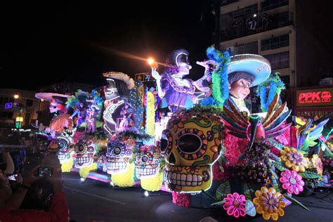 PHOTOS: The 2019 Festival de la Luz in San José