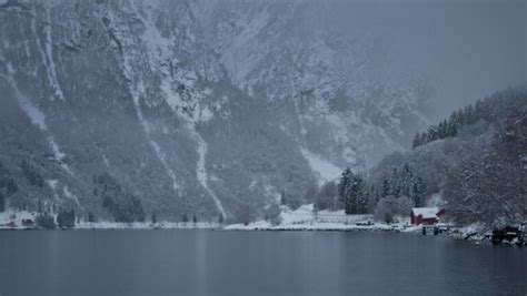 Visiting the Norwegian Fjords in Winter - Life in Norway