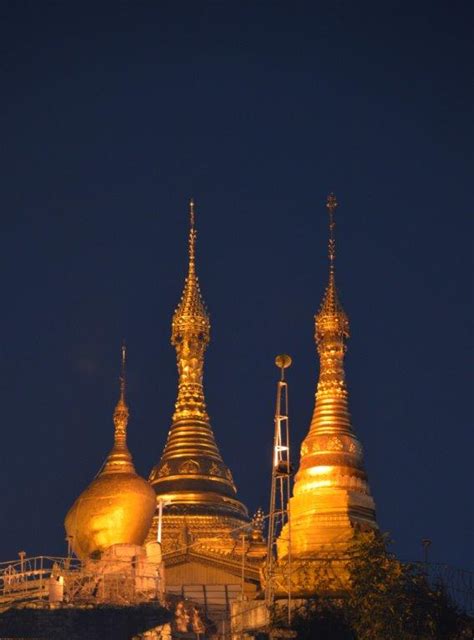 Wanderlust: loikaw pagoda at night