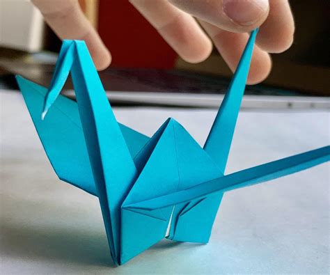 How to Make an Origami Crane (with Pictures) : 10 Steps (with Pictures) - Instructables
