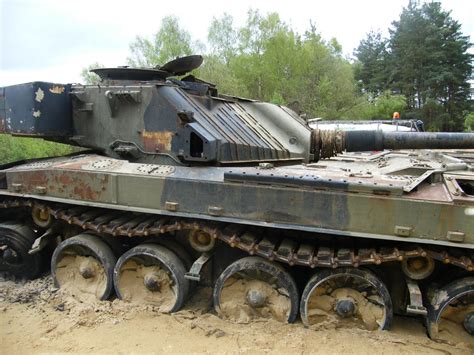 Has anyone out there got a second hand Challenger 2 yet??? - Tracked ...