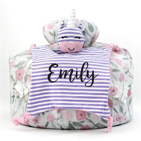 Zeronto™ Luxury Custom Baby Gift Basket - Customized Baby Gifts Canada ...