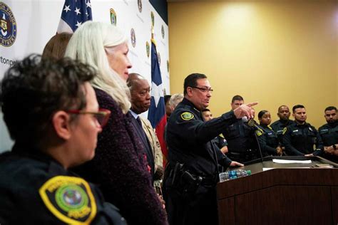 Mayor, Houston Police chief announce new measures to fight violent ...