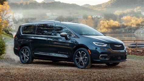 2023 Chrysler Pacifica AWD Plugin Hybrid