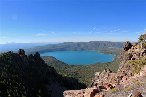 Overview of Paulina Lake | Paulina Peak @ Newberry National … | Flickr