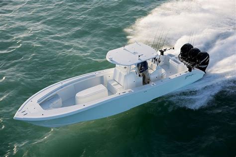 Yellowfin 36 center console fishing boat #boatsfishing | Offshore fishing boats, Center console ...