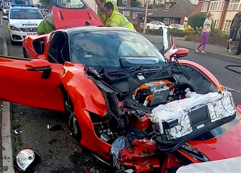 Ferrari worth £500,000 wrecked after driver lost control and smashed ...