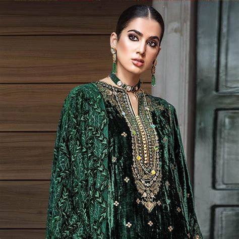 Gul Ahmed Winter Collection 2020 - Pictures And Prices | Reviewit.pk