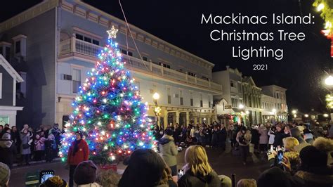 Mackinac Island Christmas Tree Lighting – The Restless Viking