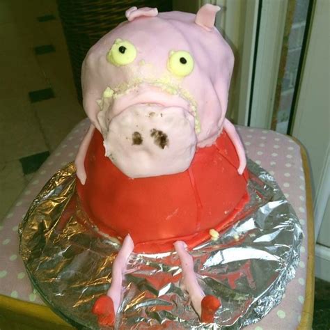 Fail: Peppa Pig Birthday Cake - Pinterest Fail | Pig birthday cakes, Goofy cake, Funny cake