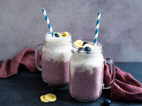 Blueberry Yogurt Smoothie recipe | Eat Smarter USA