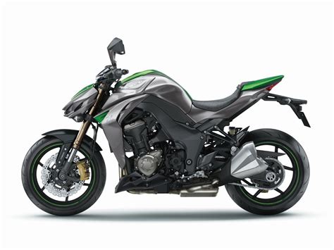 Motorrad Vergleich Kawasaki Z900 2021 vs. Kawasaki Z1000 2015