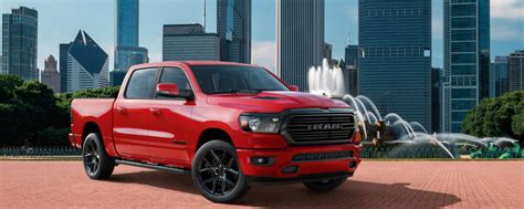 2020 RAM 1500 Crew Cab vs. Quad Cab | Major World Chrysler Dodge Jeep Ram