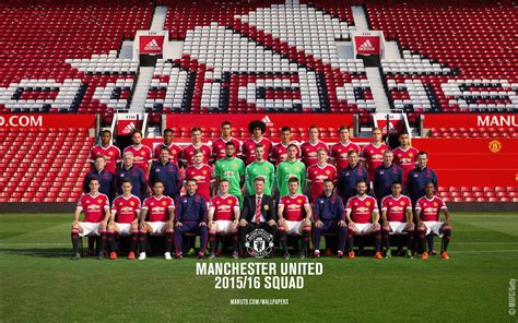 PICTURE: Manchester United’s 2015-16 squad photo