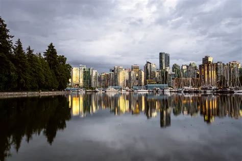 ᐈ Vancouver skyline night stock photos, Royalty Free vancouver night skyline images | download ...