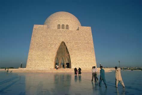 Quaid-i-Azam Mausoleum | Karachi, Pakistan Attractions - Lonely Planet