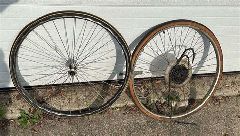 Vintage Bike Tires - Sherwood Auctions