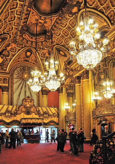 Los Angeles Theater Lobby | Los Angeles Theater lobby | Flickr