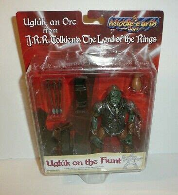 Ugluk Lord of the Rings Action Figure Ugluk on the Hunt Orc Warrior ...