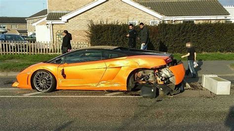 LAMBORGHINI CRASH!! - YouTube