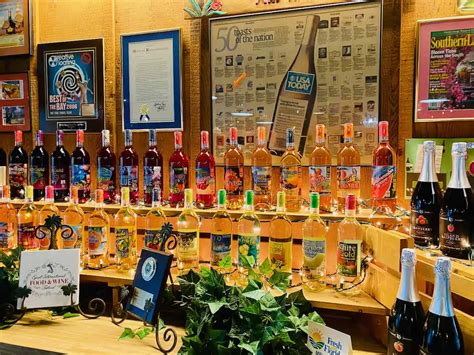 Florida Orange Groves Winery: 50+ Tropical Fruit Wines