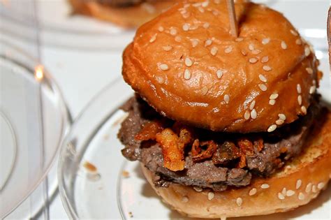 Chicago Bears Tailgating Burger Recipes for Week 1 - Windy City Gridiron