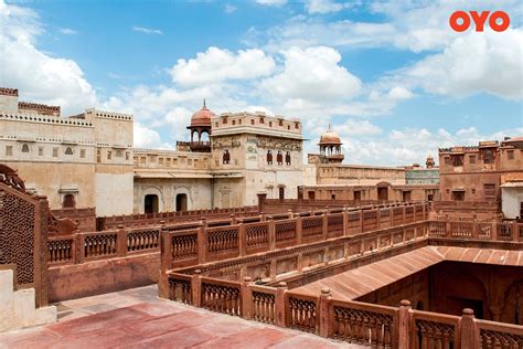 Explore the Famous Forts in India – OYO Hotels: Travel Blog