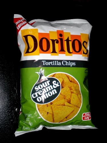 The Crooks in the Lot: Product Review: Doritos Sour Cream & Onion