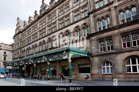 Central Station Glasgow train station exterior on Gordon Steet in ...