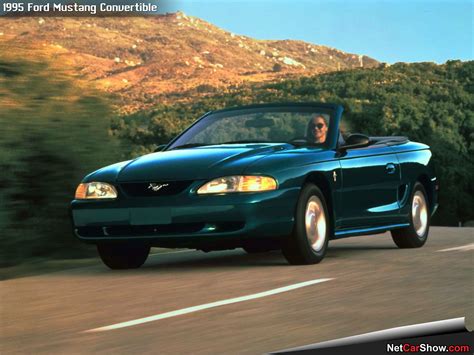 1995 Ford Mustang Pictures