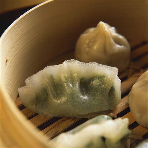 Har Gow (Dim Sum Shrimp Dumplings) recipe | Eat Smarter USA