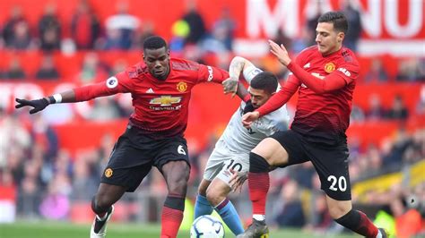 Manchester United vs West Ham highlights and reaction as Paul Pogba scores two Man Utd penalties ...