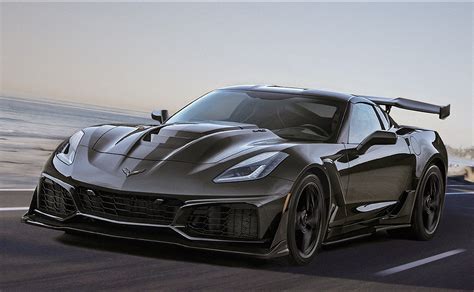 2019 Chevrolet Corvette ZR1 reviews | Automotive News