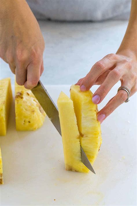 How to Cut a Pineapple - Jessica Gavin