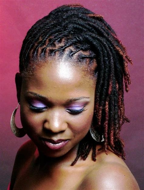 black women with short hair - Google Search | Short dreadlocks styles, Dreads short hair, Short ...