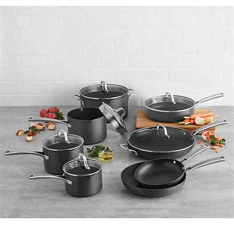 Calphalon® Classic Nonstick Cookware Collection in 2020 | Nonstick cookware, Cookware set ...