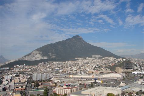 File:Cerro de las mitras Monterrey Mexico 2.jpg
