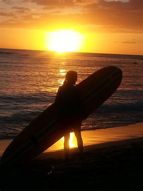 Surfing on Waikiki beach in Hawaii. | Surfing, Waikiki beach, Beach life