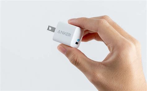 This 18W USB-C Charger from Anker Costs Just $15 Today, Save $5