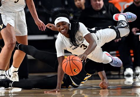 SEC women's basketball power rankings: Stage set for South Carolina-LSU ...