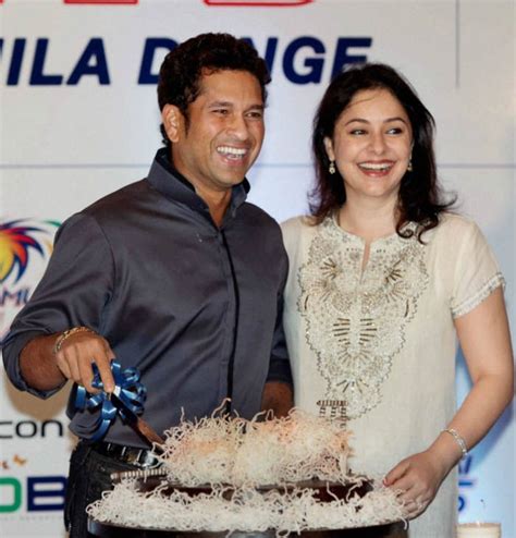 Sachin Tendulkar and wife Anjali | Virat Kohli-Anushka Sharma, Sachin ...