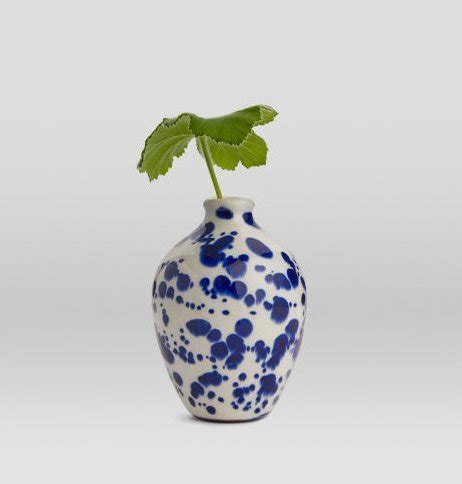 terracotta-vase - The Hoppy Home