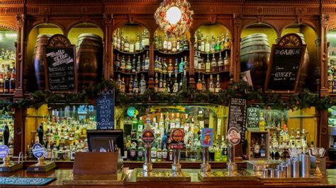 Bennet's Bar, Fountainbridge, Edinburgh, Scotland, United Kingdom - Bar Review | Condé Nast Traveler