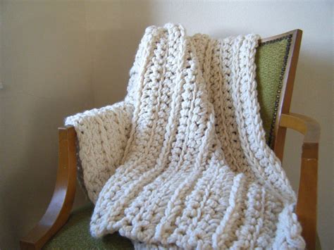 Bulky Yarn Crochet Afghan Patterns for Beginners Lacy Love Hearts Aran ...