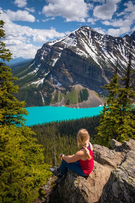 15 STUNNING Lake Louise Hikes (from Easy to Hard)