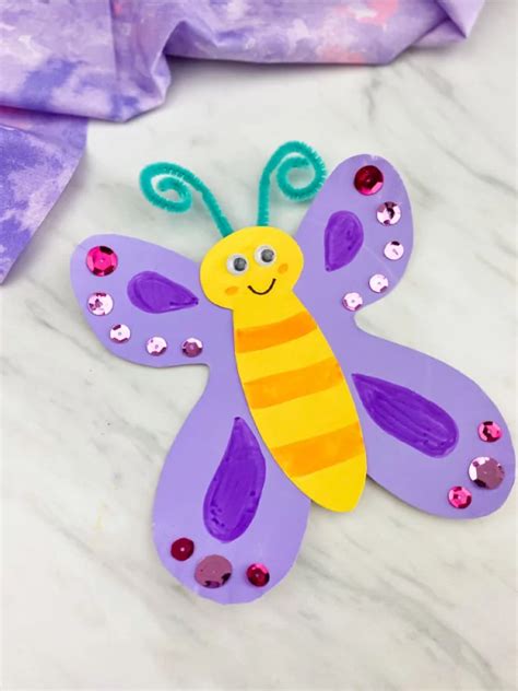 Paper Plate Butterfly Craft For Kids [Free Template] | Butterfly crafts ...