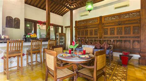 Villa Kampung Kecil in Sanur, Bali (9 bedrooms) - Best Price & Reviews!