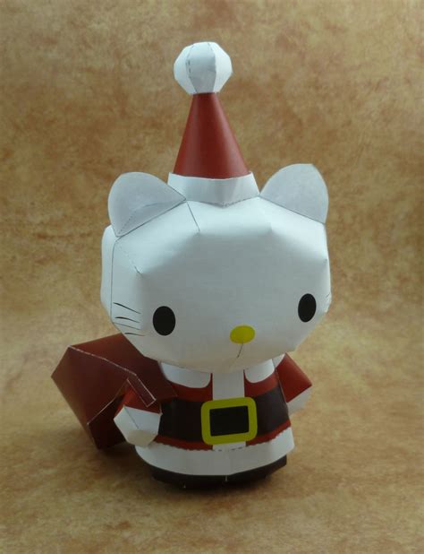 Santa Hello Kitty Papercraft | Hello kitty crafts, Hello kitty ...