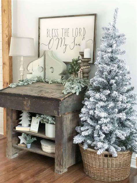 Neutral Modern Farmhouse Christmas Decorations - Grace In My Space